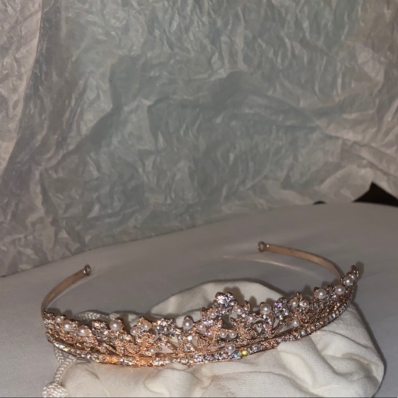 Tiara 👑 - Picture 5 of 5
